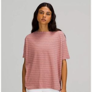 Lululemon Back in Action Short Sleeve Shirt Sz 8 Heather Striped Chai/White